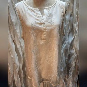 ❌❌ SOLD ❌❌ GORGEOUS Embroidered White Sleeveless Blouse V neck stretch, XL  NWOT